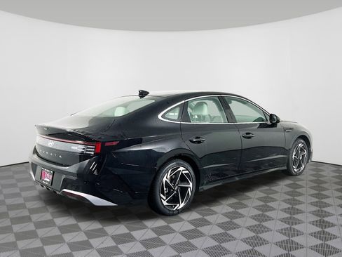 New 2026 Hyundai Sonata SEL FWD image 29