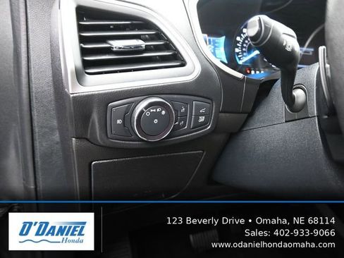 Used 2019 Ford Edge SEL w/ Equipment Group 201A AWD/4WD image 27