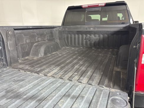 Used 2022 Chevrolet Silverado 1500 LTZ image 18