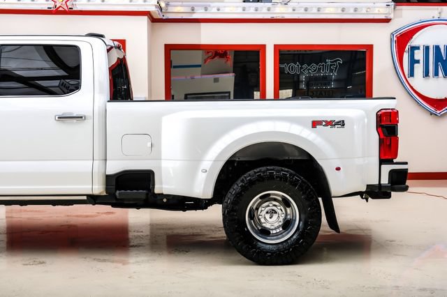 Used 2026 Ford F350 Platinum w/ Platinum Plus Package AWD/4WD image 14