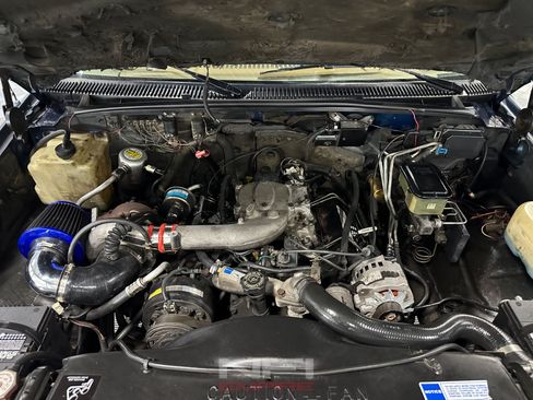 Used 1993 Chevrolet Silverado 3500 4x4 Extended Cab image 45