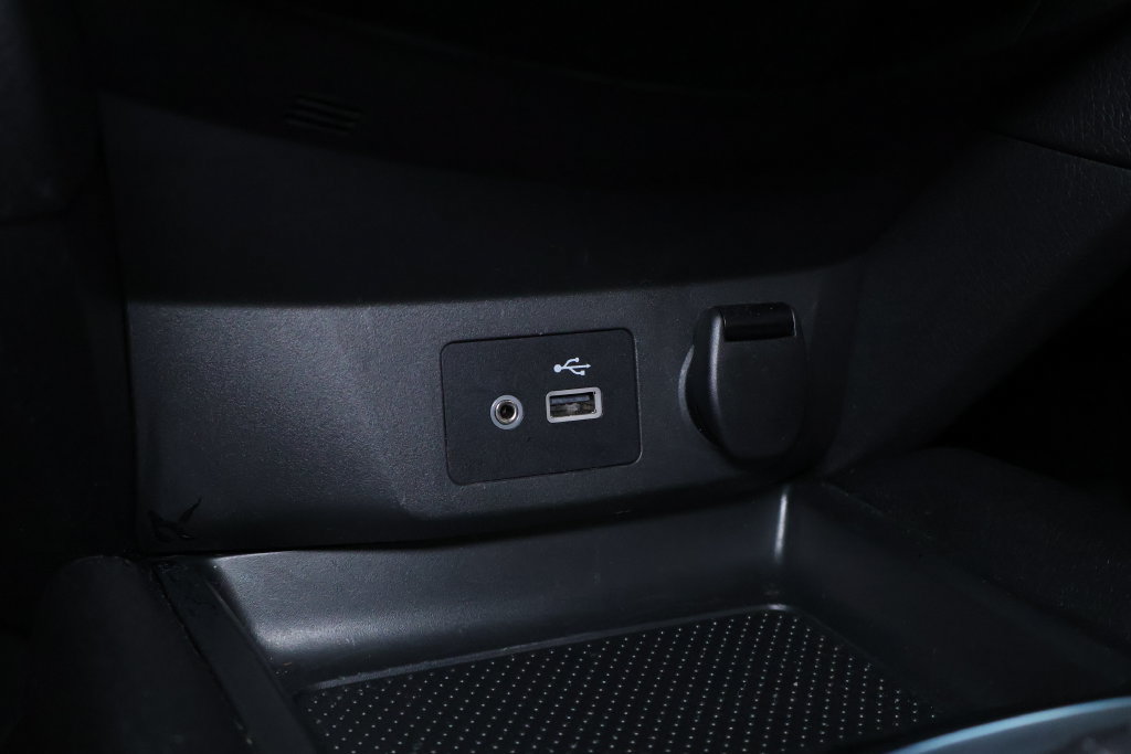 Used 2020 Nissan Rogue Sport S FWD image 28