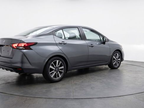 Used 2025 Nissan Versa SV FWD image 9