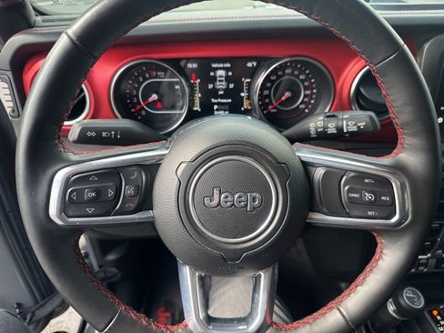 Certified 2021 Jeep Wrangler Unlimited Rubicon w/ Xtreme Recon 35" Tire Package image 20