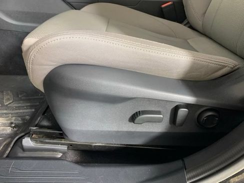 Used 2025 Subaru Legacy Premium AWD/4WD image 19