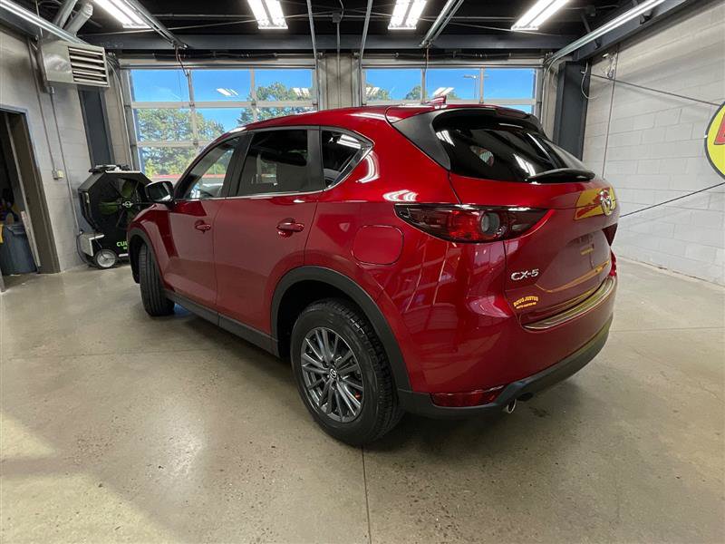 Used 2021 MAZDA CX-5 Touring FWD image 3