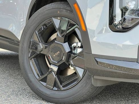 Used 2021 Kia Rio S w/ Technology Package FWD image 2