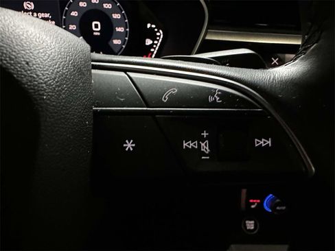 Used 2023 Audi Q3 2.0T Premium w/ Convenience Package image 27