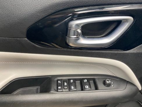 Used 2023 Jeep Compass Limited AWD/4WD image 22