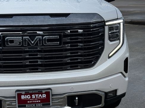 Used 2024 GMC Sierra 1500 Denali Ultimate AWD/4WD image 5