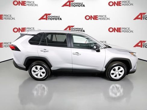 Certified 2025 Toyota RAV4 LE AWD/4WD image 9