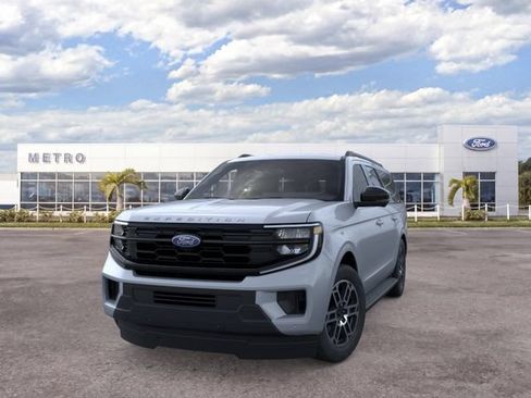 New 2026 Ford Expedition Max Active RWD image 2