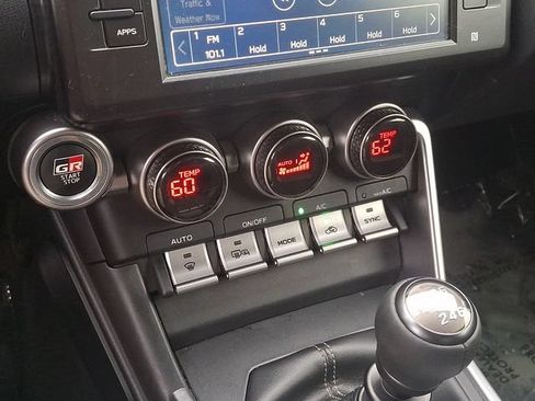 Used 2023 Toyota GR86 Premium w/ ALL Weather Mat Package (TMS) RWD image 17