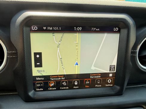Used 2023 Jeep Wrangler Unlimited Sahara w/ Cold Weather Group AWD/4WD image 25