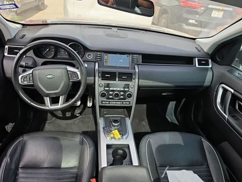 Used 2018 Land Rover Discovery Sport HSE AWD/4WD image 5