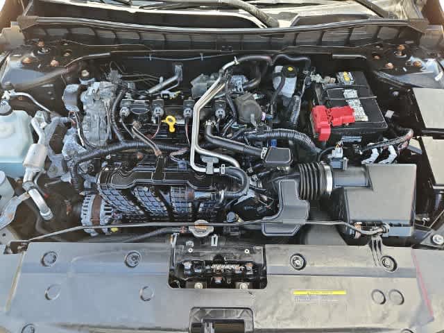 Used 2023 Nissan Altima 2.5 SR AWD/4WD image 12