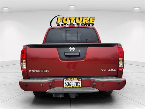 Used 2020 Nissan Frontier SV image 5
