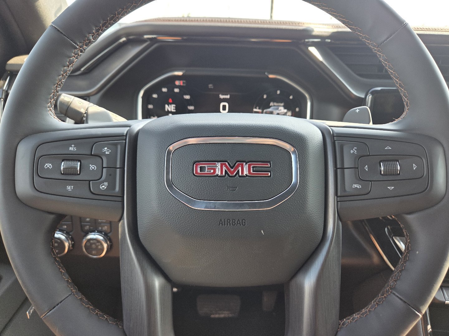 New 2026 GMC Sierra 1500 AT4 w/ AT4 Premium Package AWD/4WD image 33