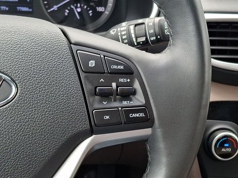 Used 2021 Hyundai Tucson Limited AWD/4WD image 21
