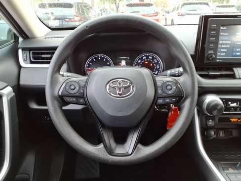 Certified 2021 Toyota RAV4 LE w/ Carpet Mat Package (TMS) FWD image 12