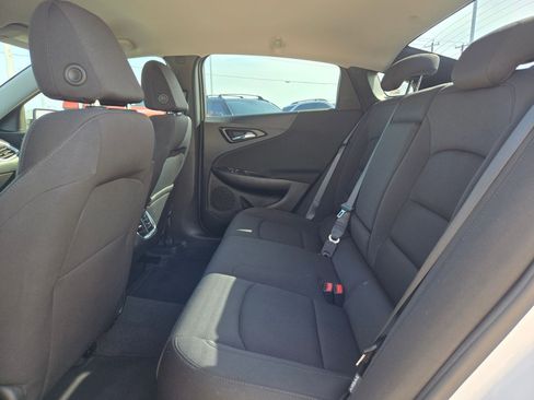 Used 2023 Chevrolet Malibu LT FWD image 14