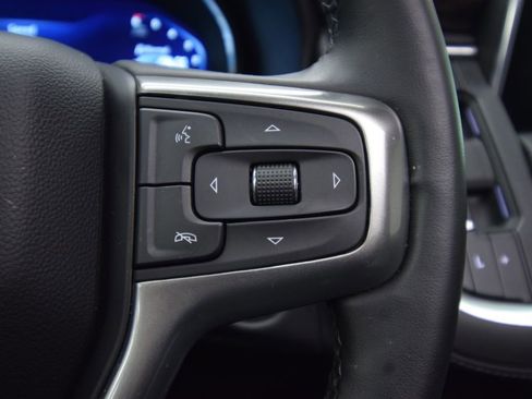 Used 2024 Chevrolet Suburban Z71 w/ Z71 Off-Road Package image 40