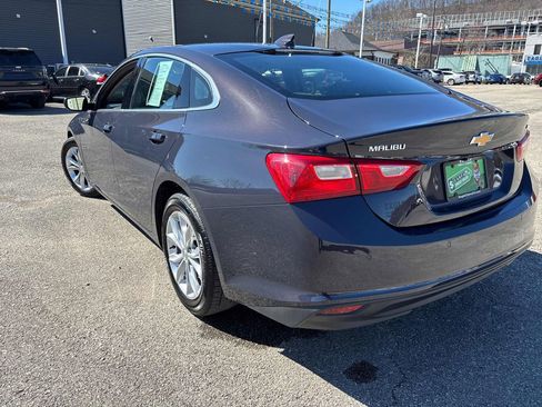 Used 2025 Chevrolet Malibu LT image 4