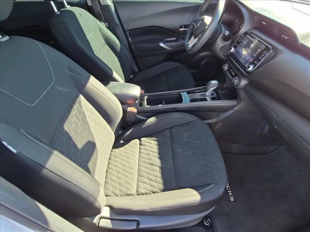 Used 2021 Nissan Kicks SV FWD image 19