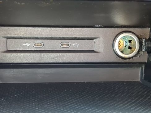 Certified 2024 Volkswagen Taos S FWD image 22