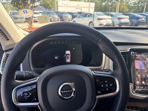 Used 2024 Volvo XC90 B6 Plus AWD/4WD image 15