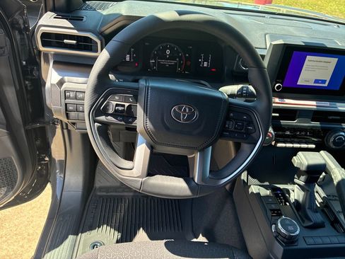 New 2026 Toyota 4Runner SR5 image 19