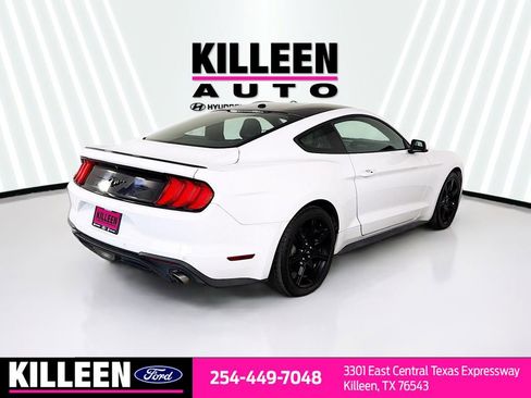 Used 2018 Ford Mustang Premium w/ Equipment Group 201A RWD image 8