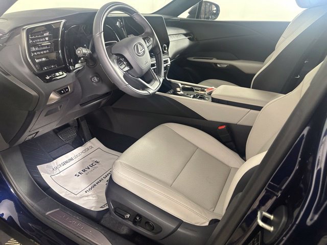 Used 2025 Lexus RX 350h w/ Convenience Package AWD/4WD image 25