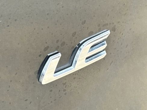 Used 2020 Toyota Corolla LE image 9