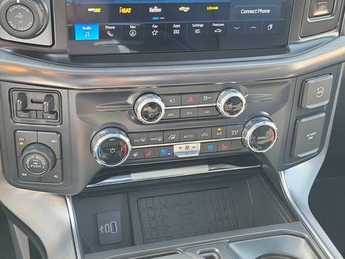 Used 2025 Ford F150 Platinum w/ Equipment Group 702A High AWD/4WD image 17