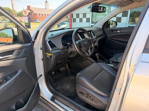 Used 2016 Hyundai Tucson Limited AWD/4WD image 10