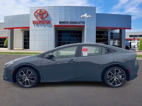 New 2026 Toyota Prius XLE image 5