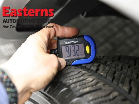 Used 2019 Ford F150 Lariat w/ Equipment Group 502A Luxury image 30