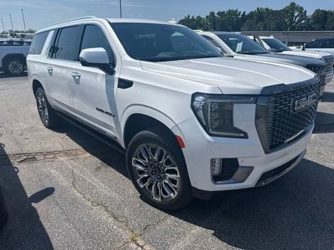 Certified 2024 GMC Yukon XL Denali Ultimate AWD/4WD image 1