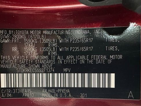 Used 2025 Toyota Sienna LE image 11