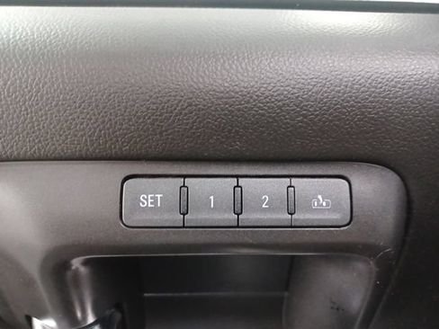 Used 2018 GMC Sierra 1500 SLT AWD/4WD image 18