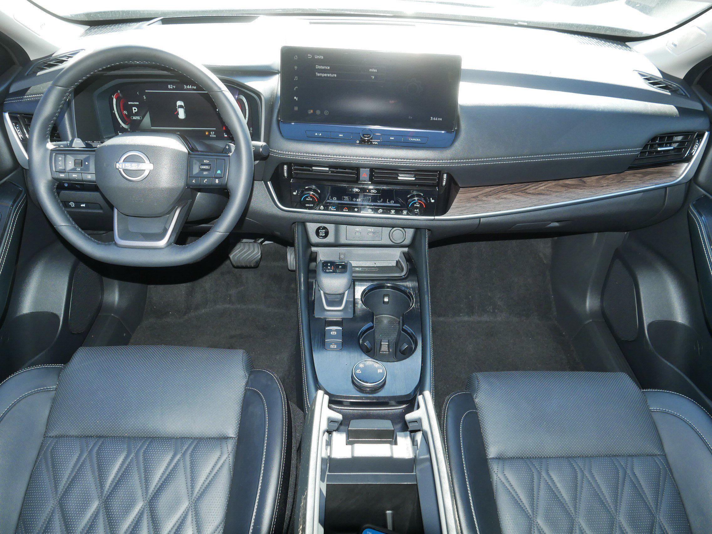 Certified 2025 Nissan Rogue Platinum w/ Platinum Premium Package AWD/4WD image 10