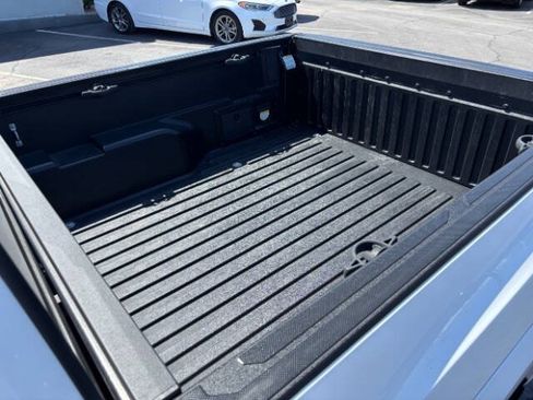 Used 2020 Toyota Tacoma TRD Sport w/ Technology Package RWD image 10