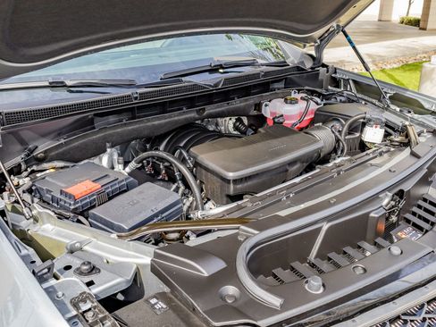 Used 2026 Cadillac Escalade Platinum Sport w/ LPO, ONYX Package image 44