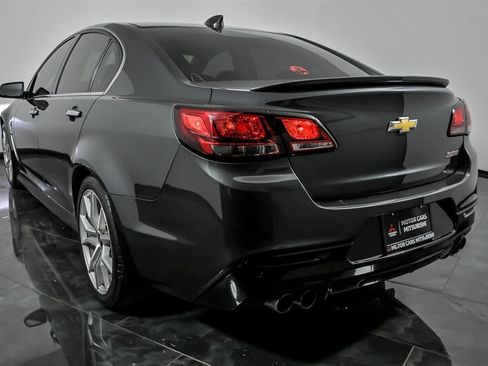 Used 2017 Chevrolet SS RWD image 8