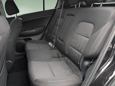 Used 2019 Kia Sportage LX AWD/4WD image 18
