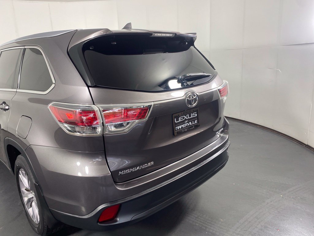 Used 2015 Toyota Highlander XLE AWD/4WD image 9