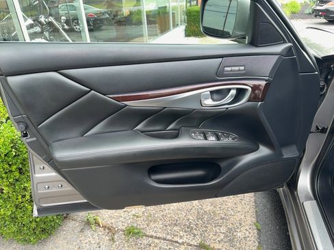 Used 2013 INFINITI M37 x w/ Premium Pkg AWD/4WD image 18
