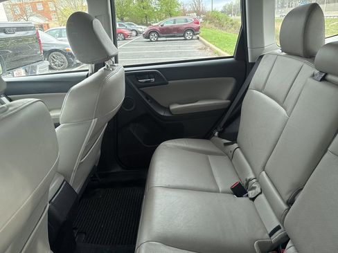 Used 2016 Subaru Forester 2.5i Touring image 12