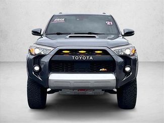 Used 2021 Toyota 4Runner TRD Off-Road Premium w/ Moonroof Package AWD/4WD video 3